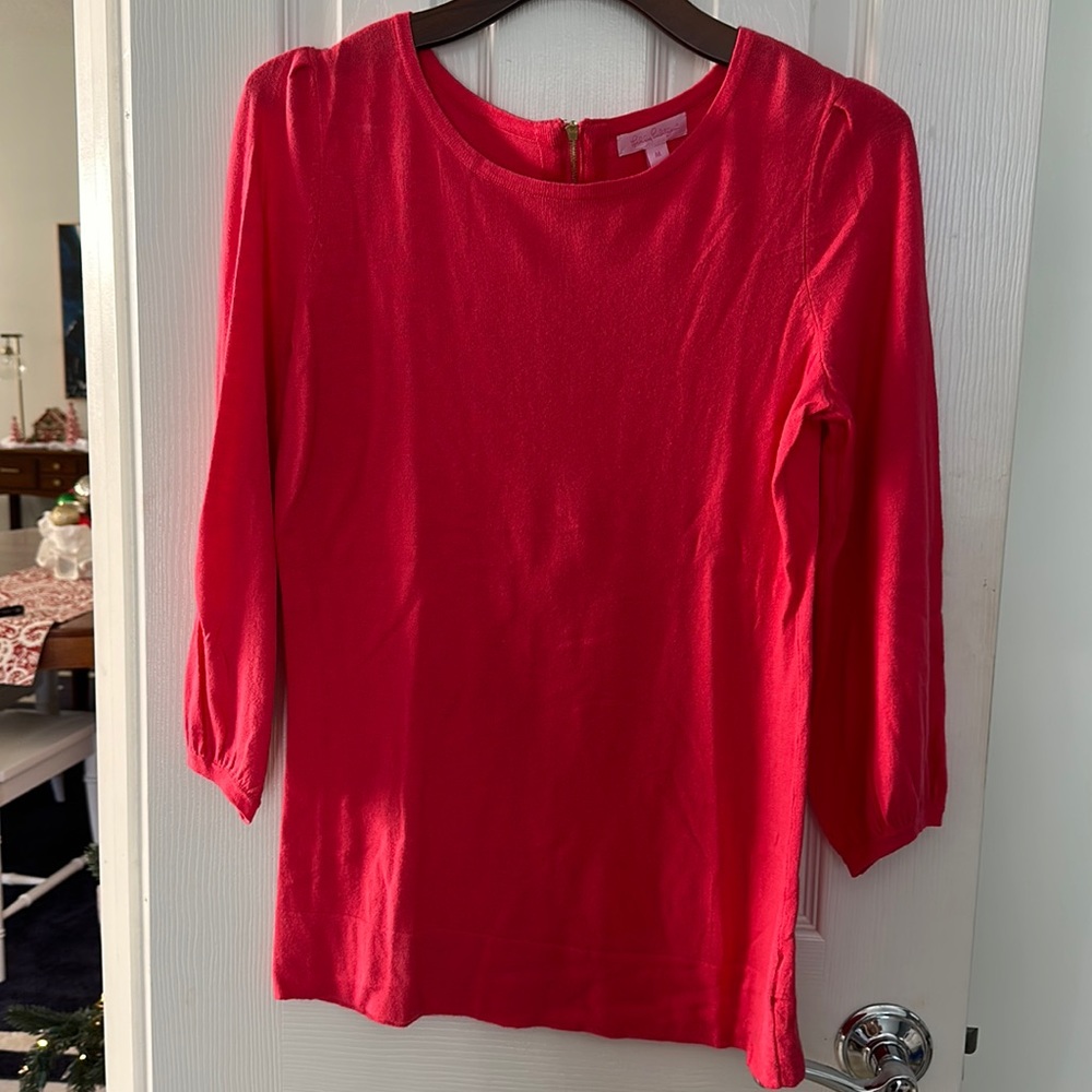 Lilly Pulitzer lightweight sweater top M. Never worn
